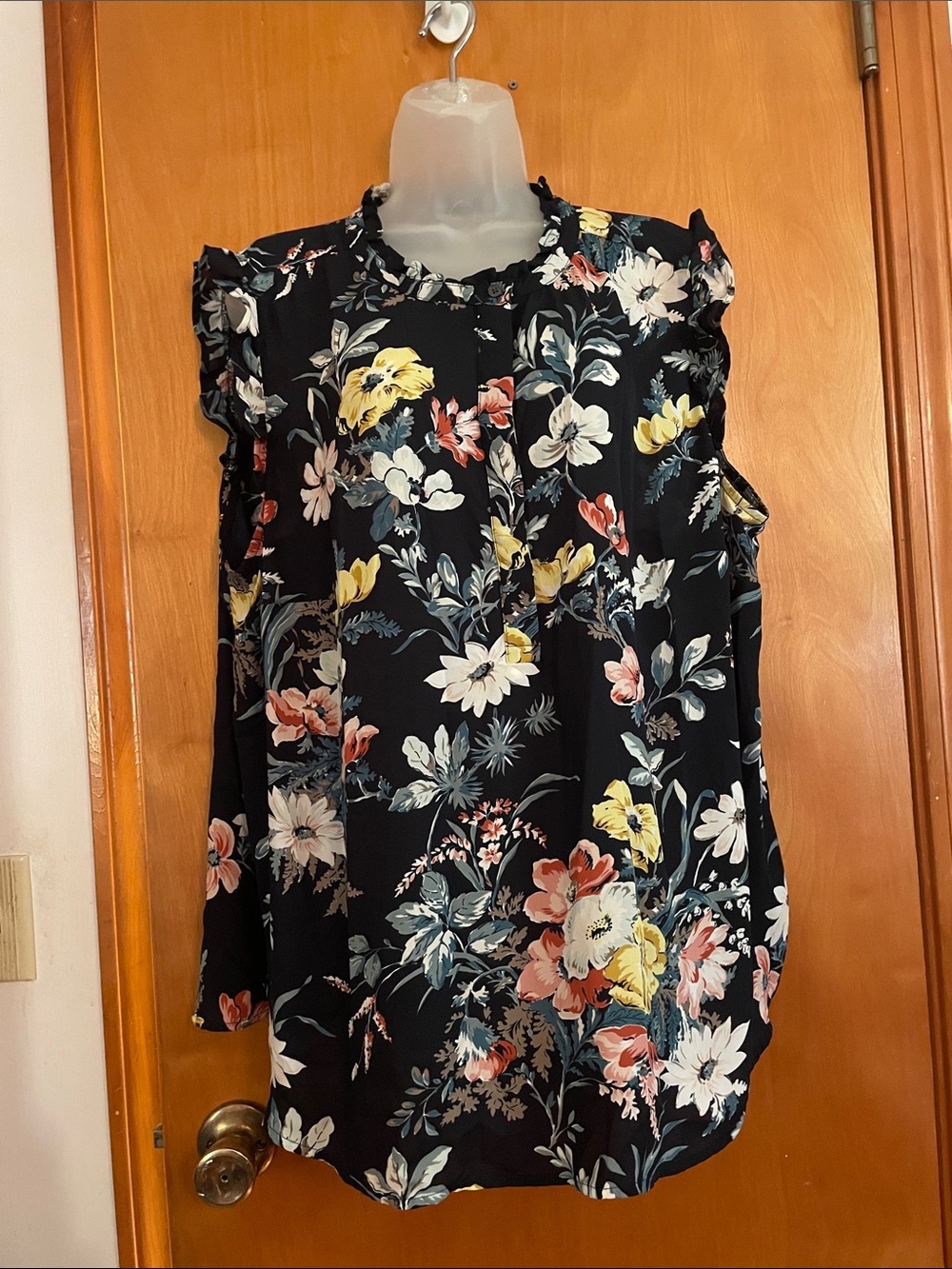 LOFT Black Floral Ruffle Sleeveless Blouse